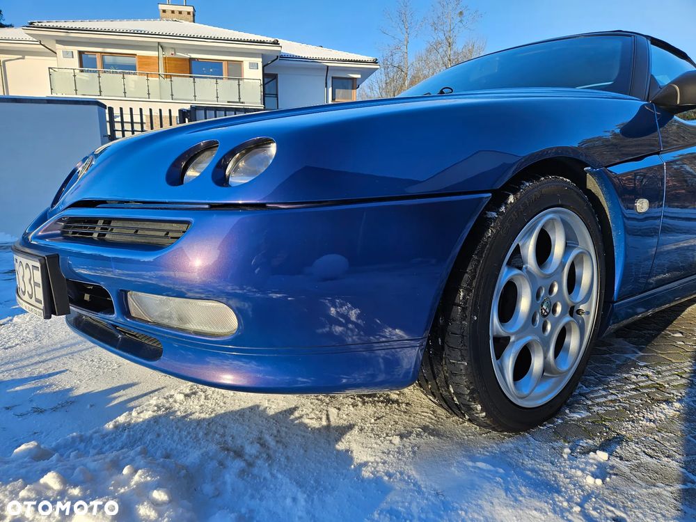 Alfa Romeo Spider - 3