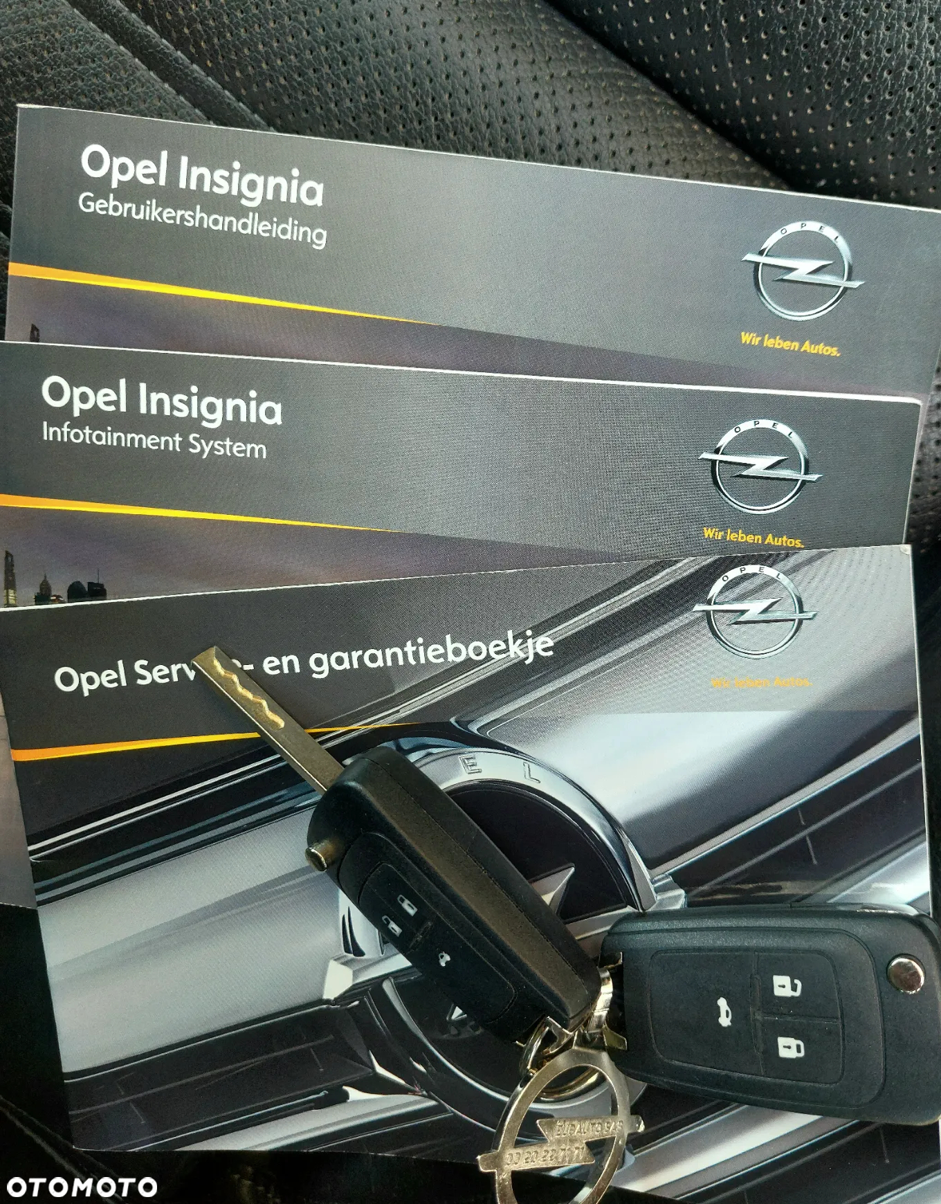 Opel Insignia - 17