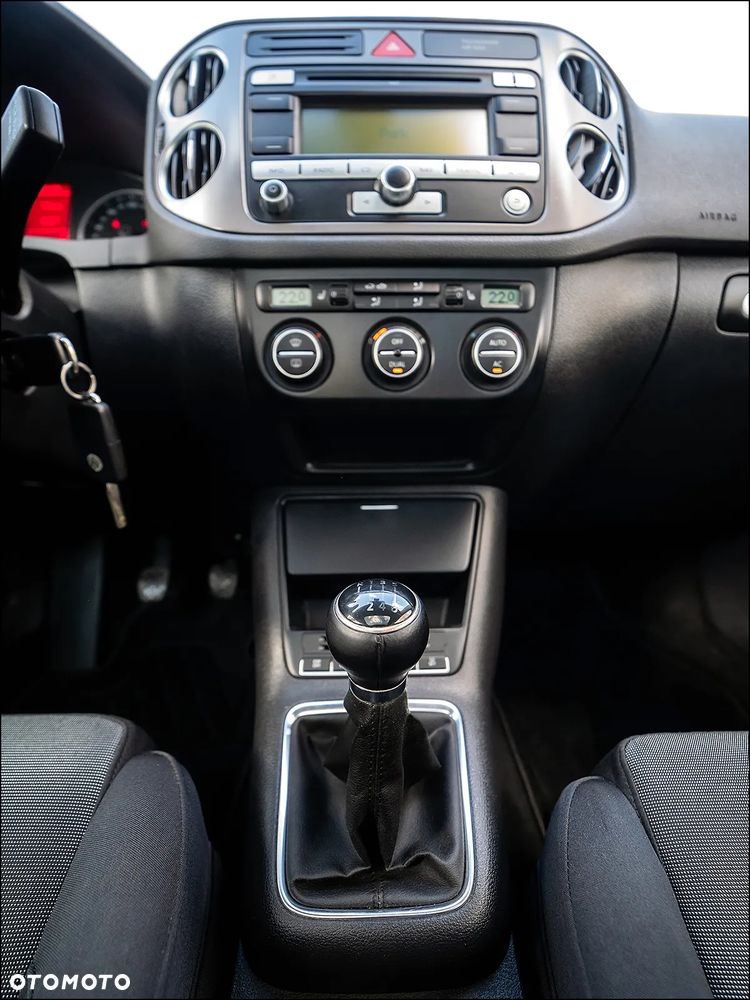 Volkswagen Tiguan - 26