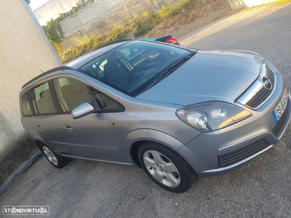 Opel Zafira 1.9 CDTI Enjoy Auto. - 1