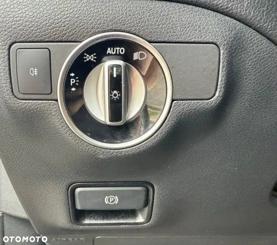 Mercedes-Benz CLA 250 4-Matic AMG Line - 15