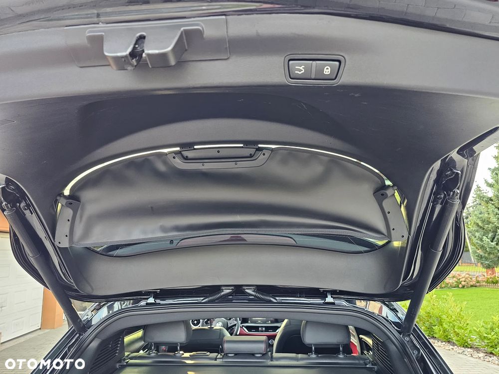 Alfa Romeo Stelvio - 14
