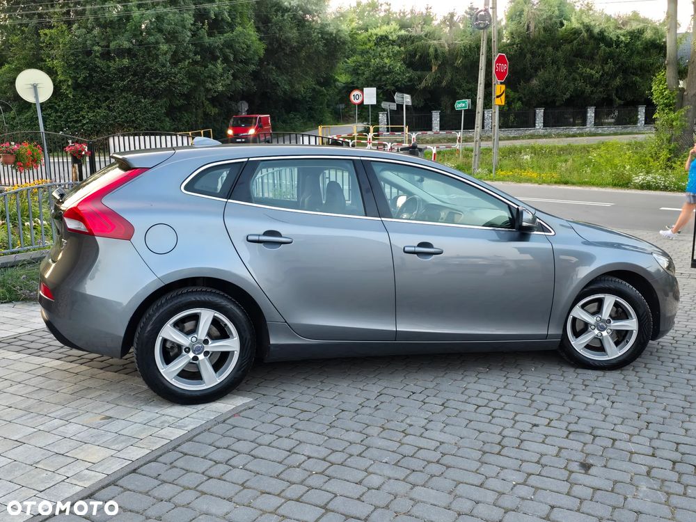 Volvo V40 T2 Drive-E Summum - 13
