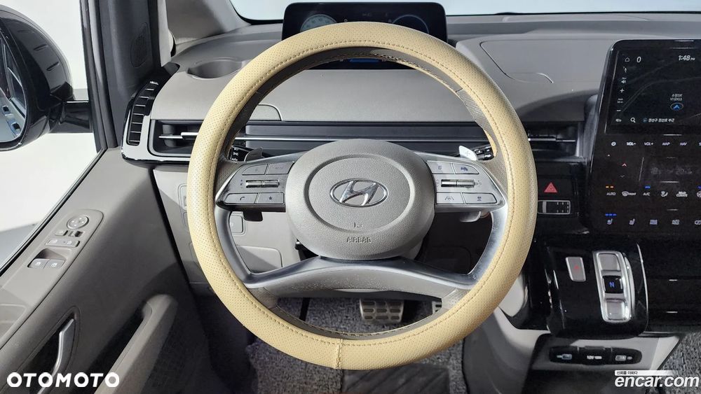 Hyundai Staria 2.2 CRDi Allrad Signature - 12