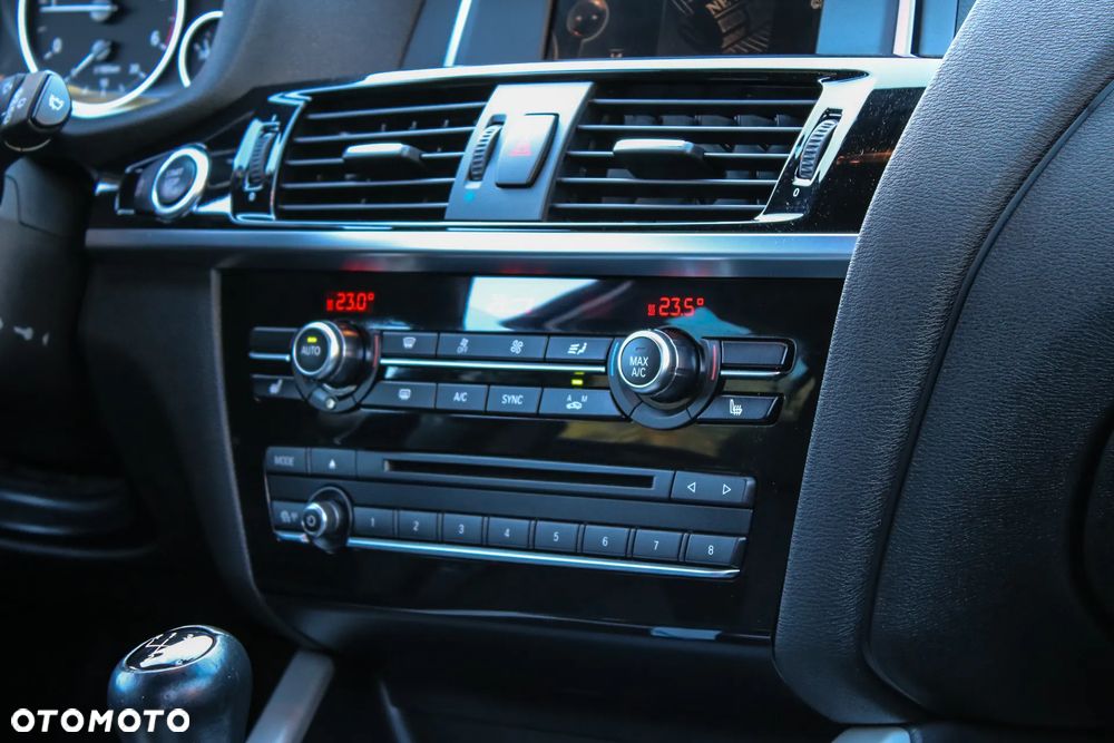 BMW X3 xDrive20d - 37