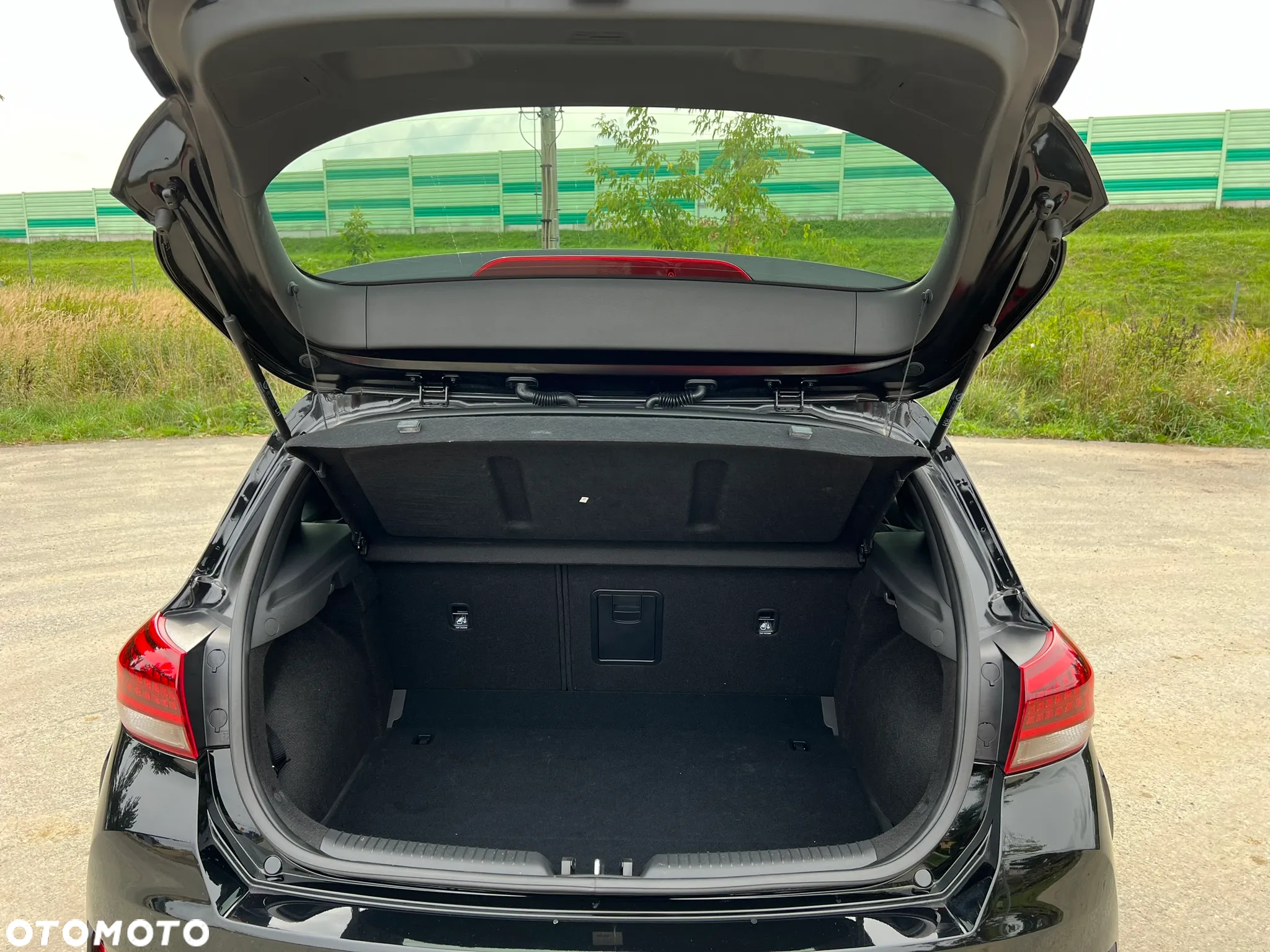 Hyundai i30 1.5 T-GDI 48V-Hybrid N-Line - 13