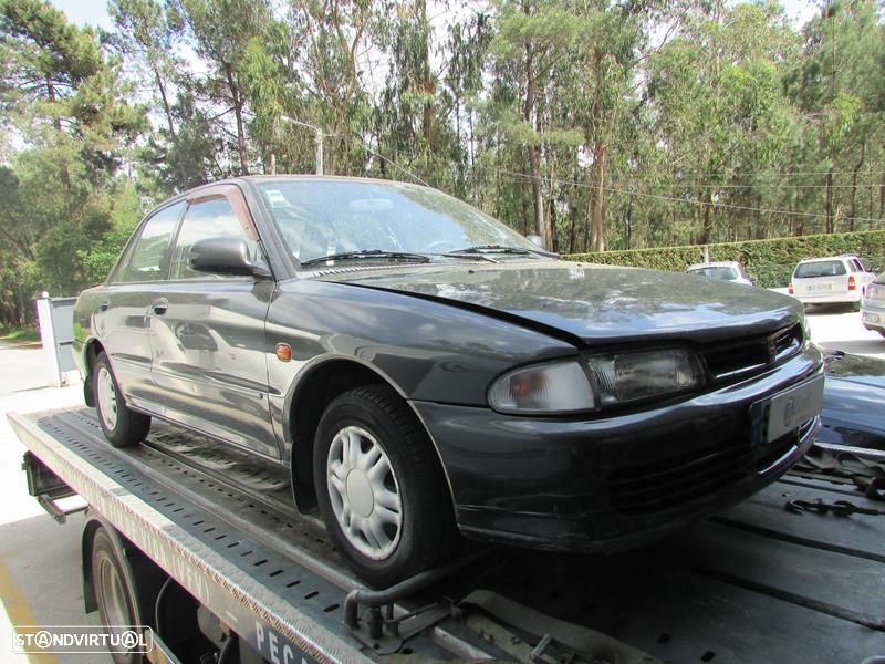 Mitsubishi Lancer 1,3 (75cv) de 1996 - Peças Usadas (5555) - 1