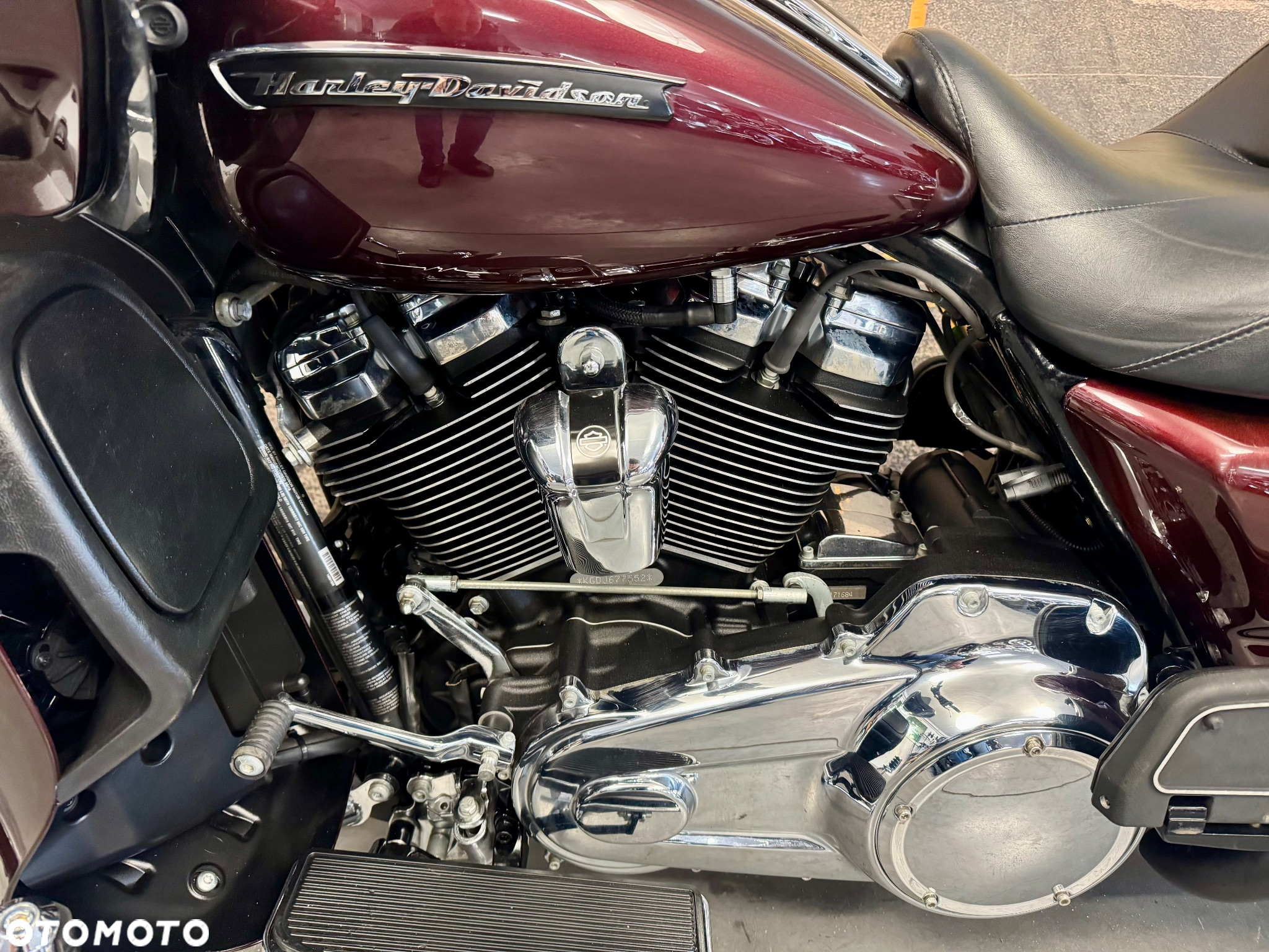 Harley-Davidson Touring Road Glide - 11