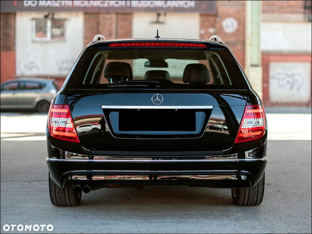 Mercedes-Benz Klasa C 180 BlueEFFICIENCY 7G-TRONIC Avantgarde - 10