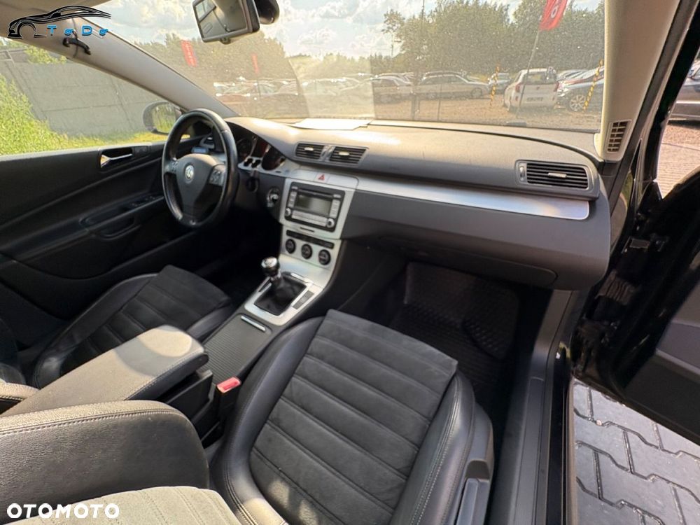Volkswagen Passat Variant 2.0 TDI DPF 4Mot Highline - 31