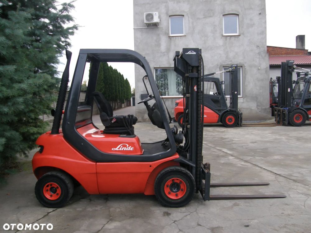 Linde H25D-02 1998 TRIPLEX 4,70m przesuw sprowadzony - 10