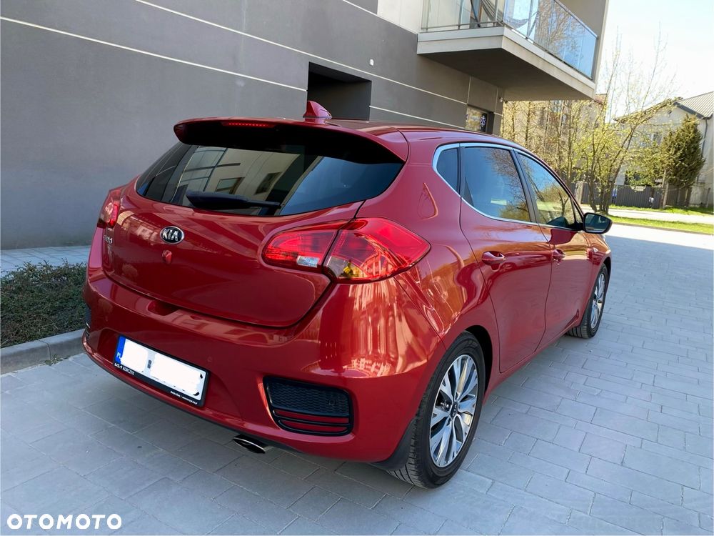 Kia Ceed 1.6 GDI L Business Line - 22