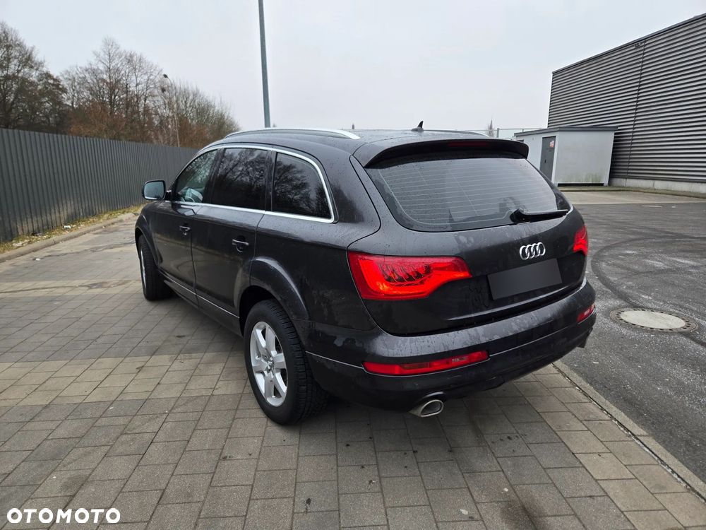 Audi Q7 3.0 TDI DPF clean diesel Quattro Tiptronic - 5