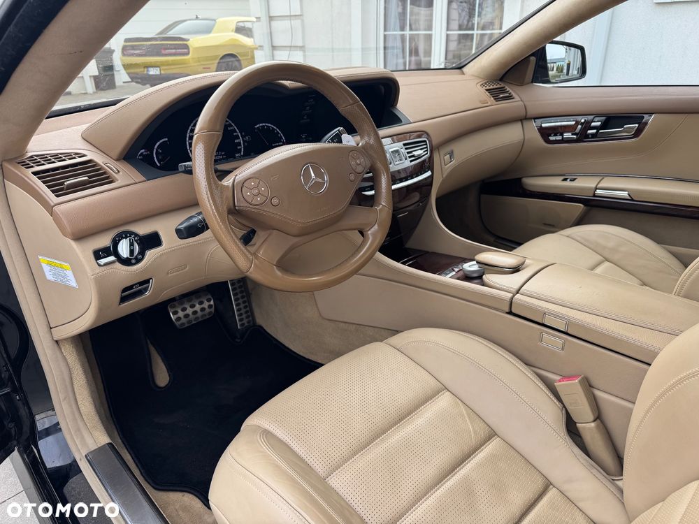 Mercedes-Benz CL 63 AMG 7G-TRONIC - 15