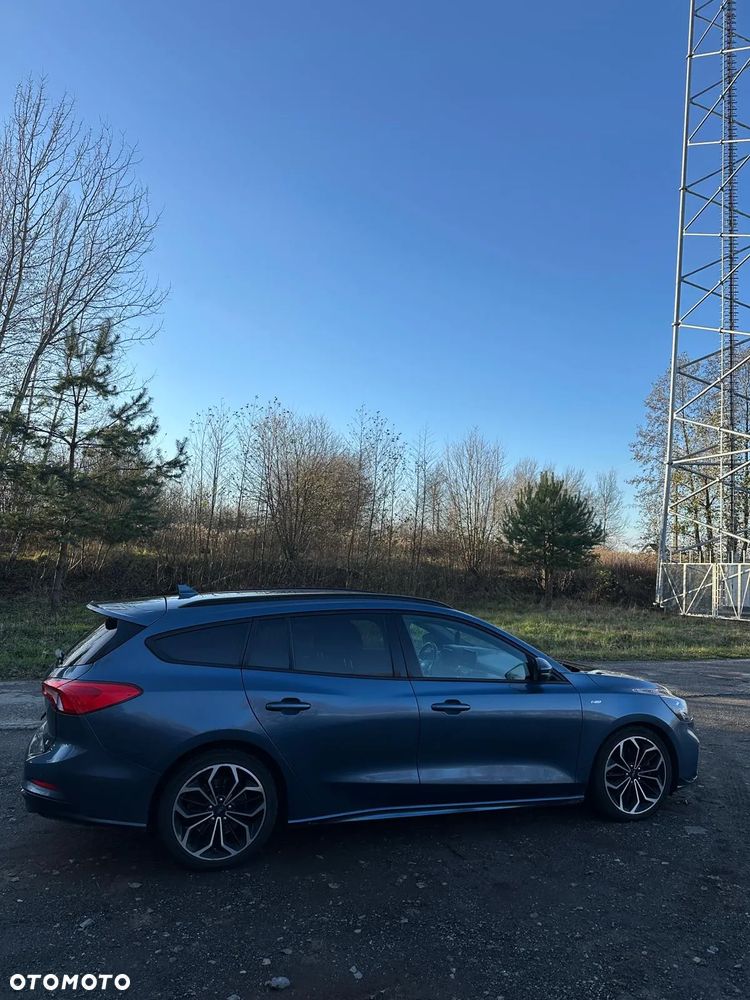 Ford Focus 1.5 EcoBlue Start-Stopp-System ST-LINE VIGNALE - 6