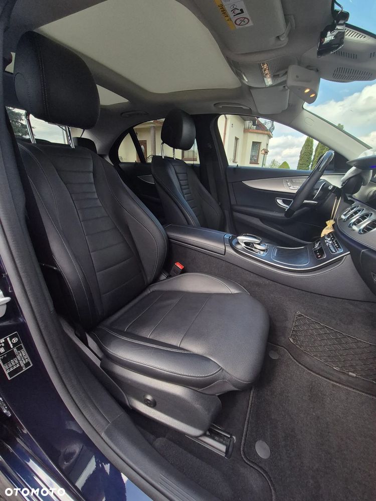 Mercedes-Benz Klasa E 220 d Business Edition 9G-TRONIC - 31
