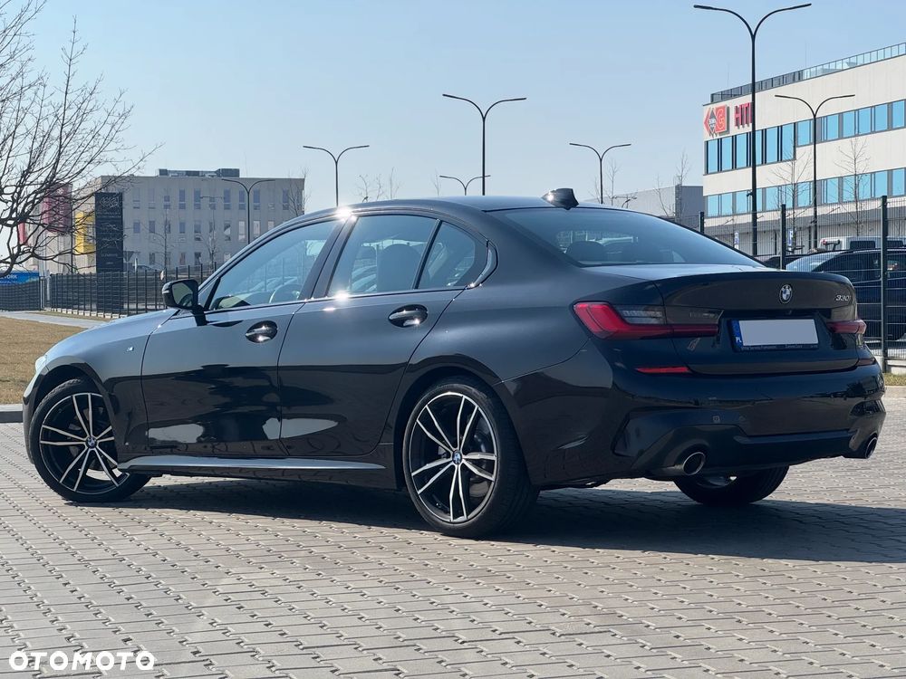 BMW Seria 3 330i M Sport sport - 4