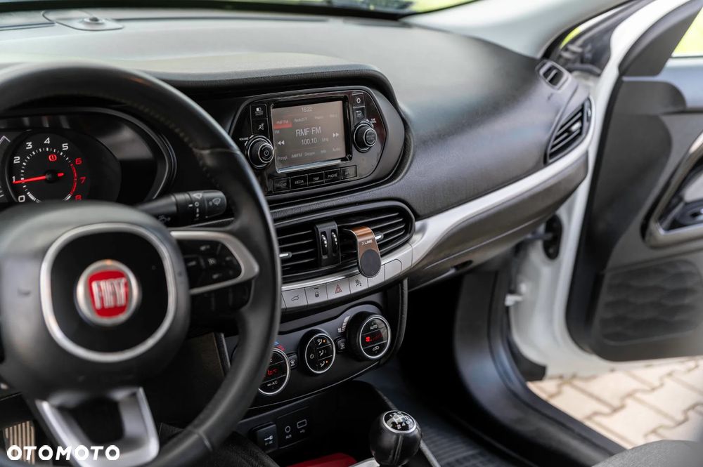 Fiat Tipo 1.4 16v Easy - 34