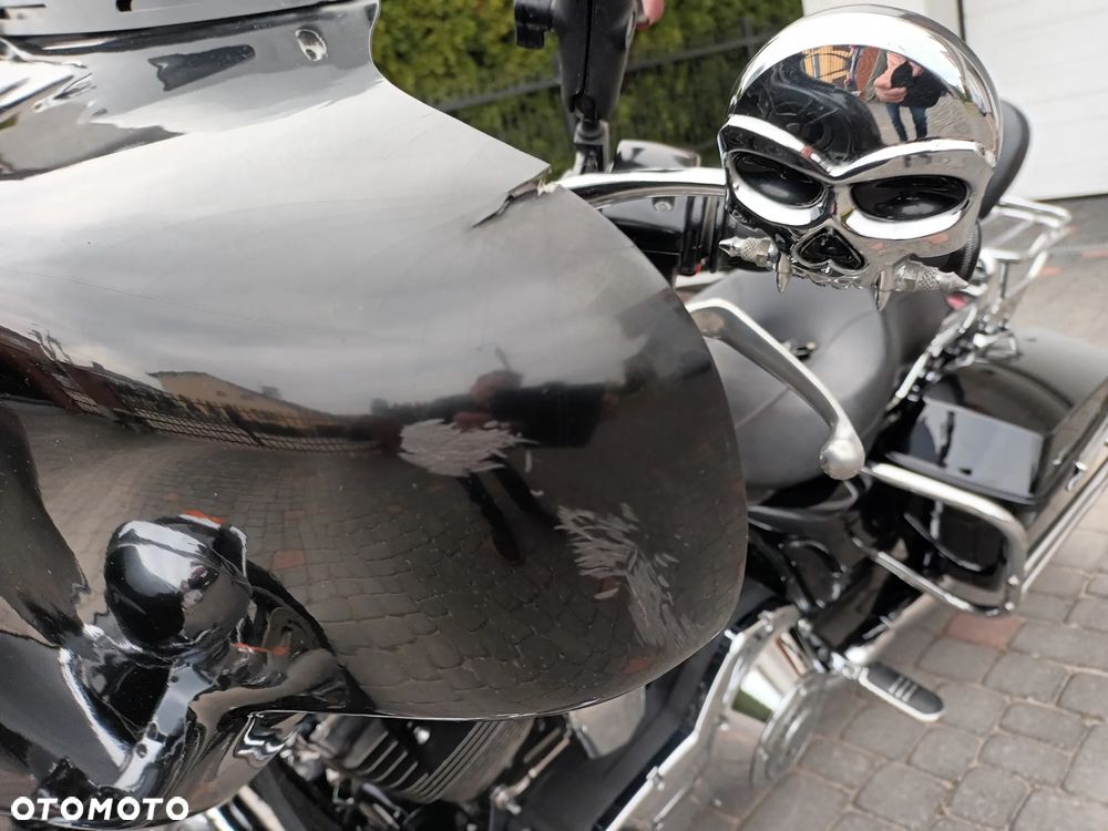 Harley-Davidson Touring Road King - 13