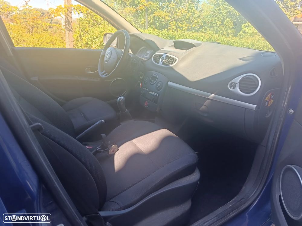 Renault Clio 1.2 16V Dynamique - 13
