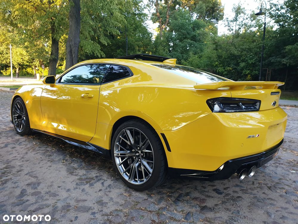 Chevrolet Camaro - 4