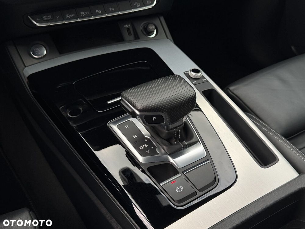 Audi Q5 40 TDI mHEV Quattro S Line S tronic - 32
