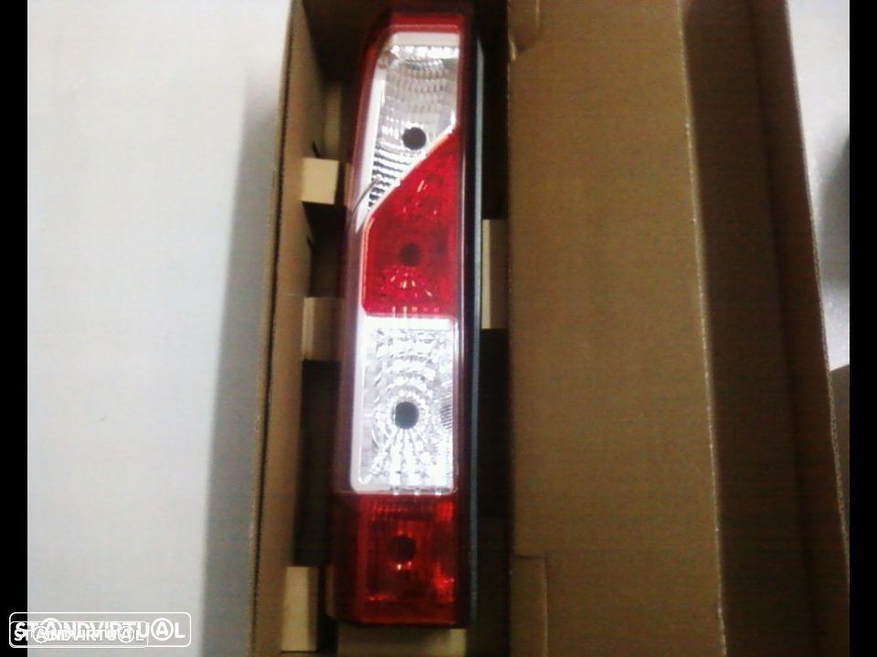 farolins stop renault master 2010-- (novos) - 1