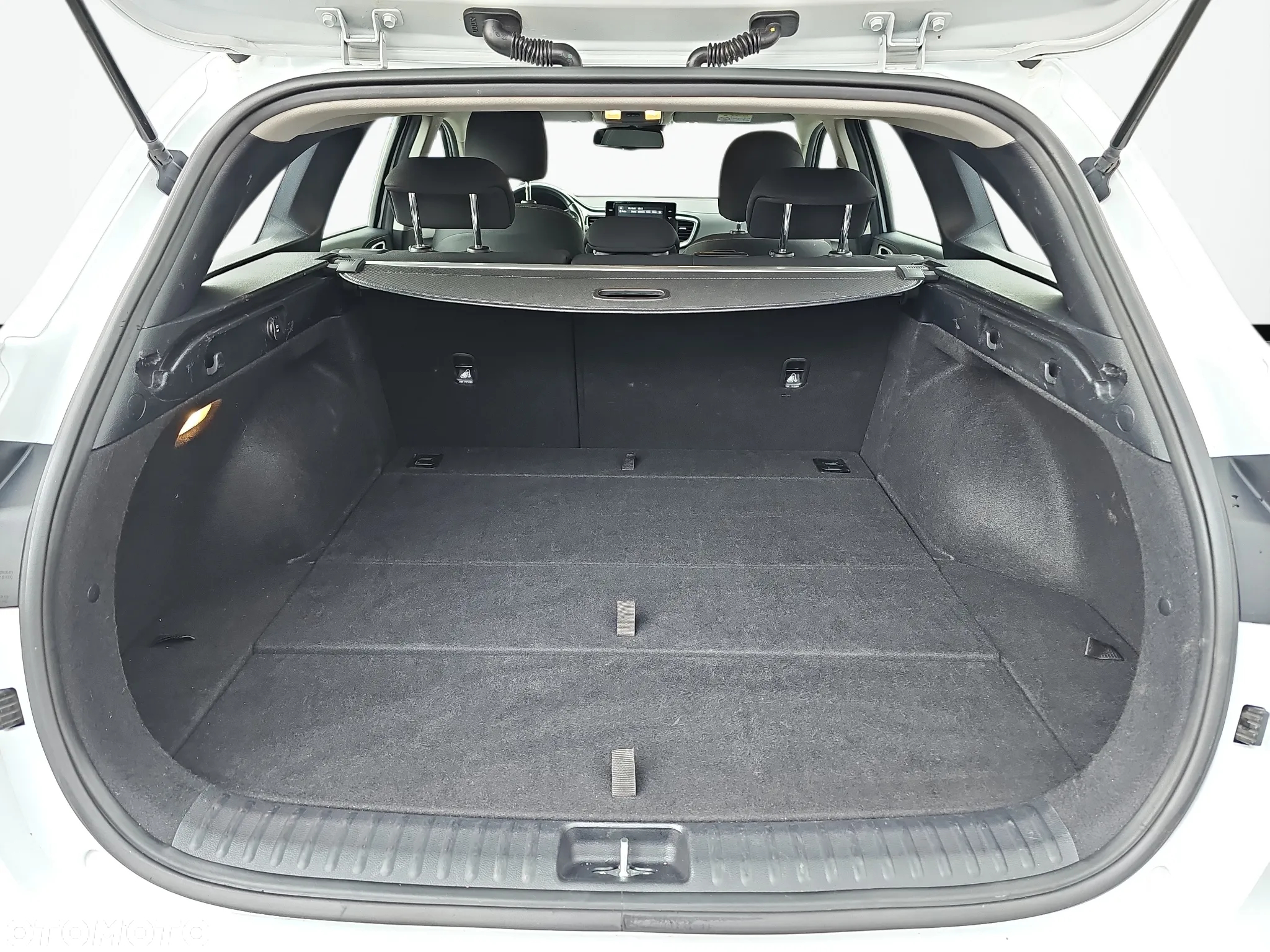Kia Ceed 1.5 T-GDI M - 29