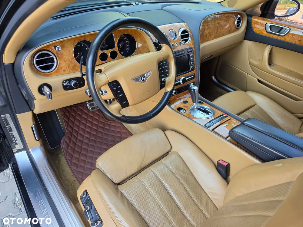Bentley Flying Spur - 35