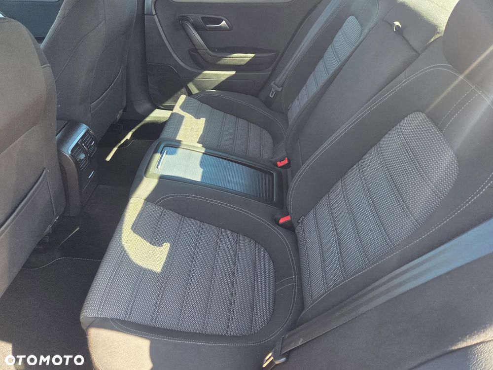 Volkswagen Passat CC - 13
