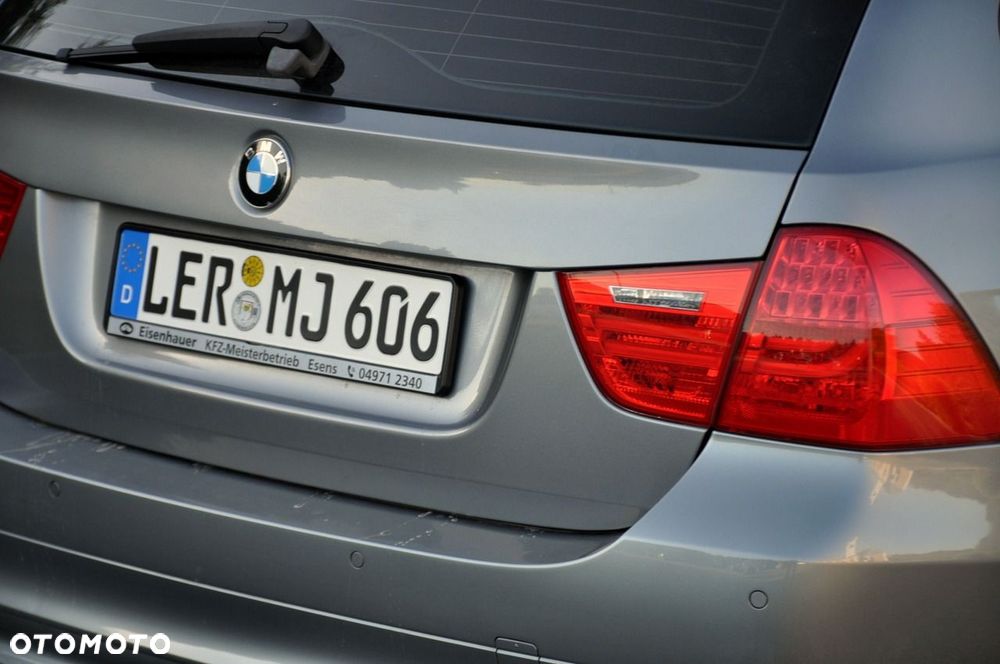 BMW Seria 3 - 16