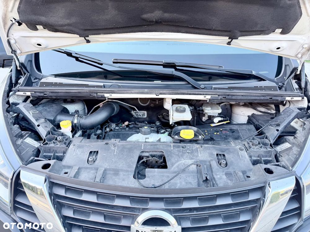 Nissan NV300 - 12
