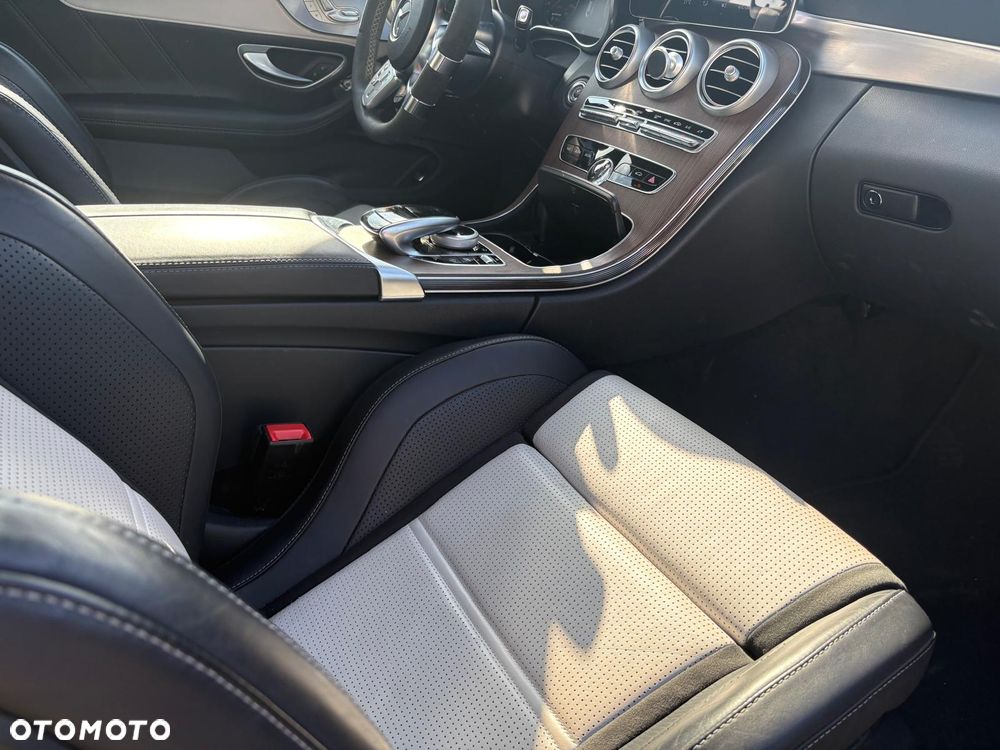 Mercedes-Benz Klasa C AMG 63 S AMG Speedshift 7G-MCT - 6