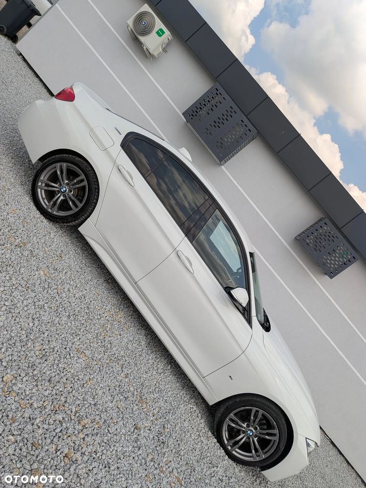 BMW Seria 3 320e M Sport sport - 11