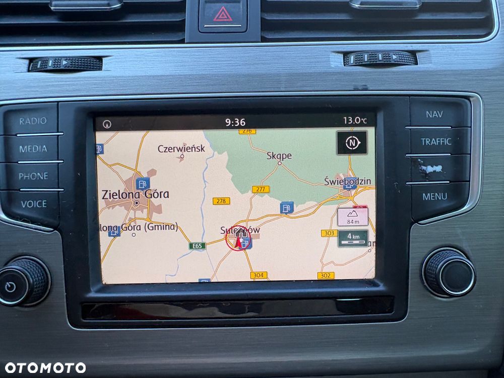 Volkswagen Golf 1.6 TDI BMT Comfortline - 22