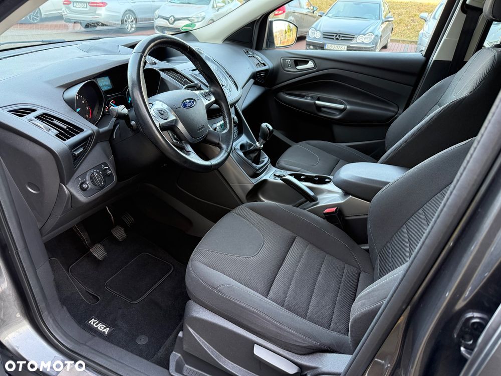 Ford Kuga 1.5 EcoBoost 2x4 Titanium - 9
