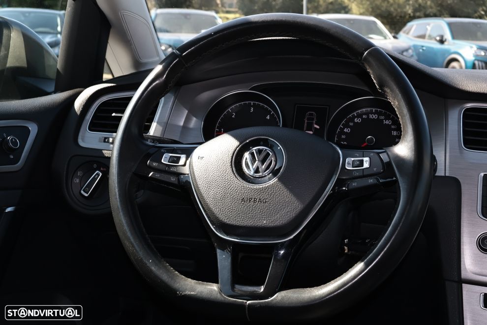 VW Golf 1.6 TDi BlueMotion Confortline - 8