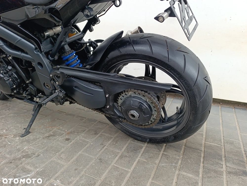 Triumph Speed Triple - 18