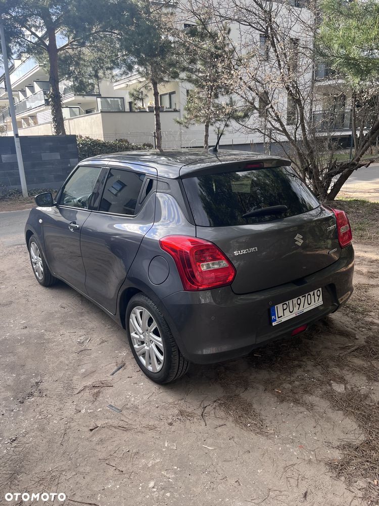 Suzuki Swift 1.2 Dualjet SHVS Premium Plus CVT - 4