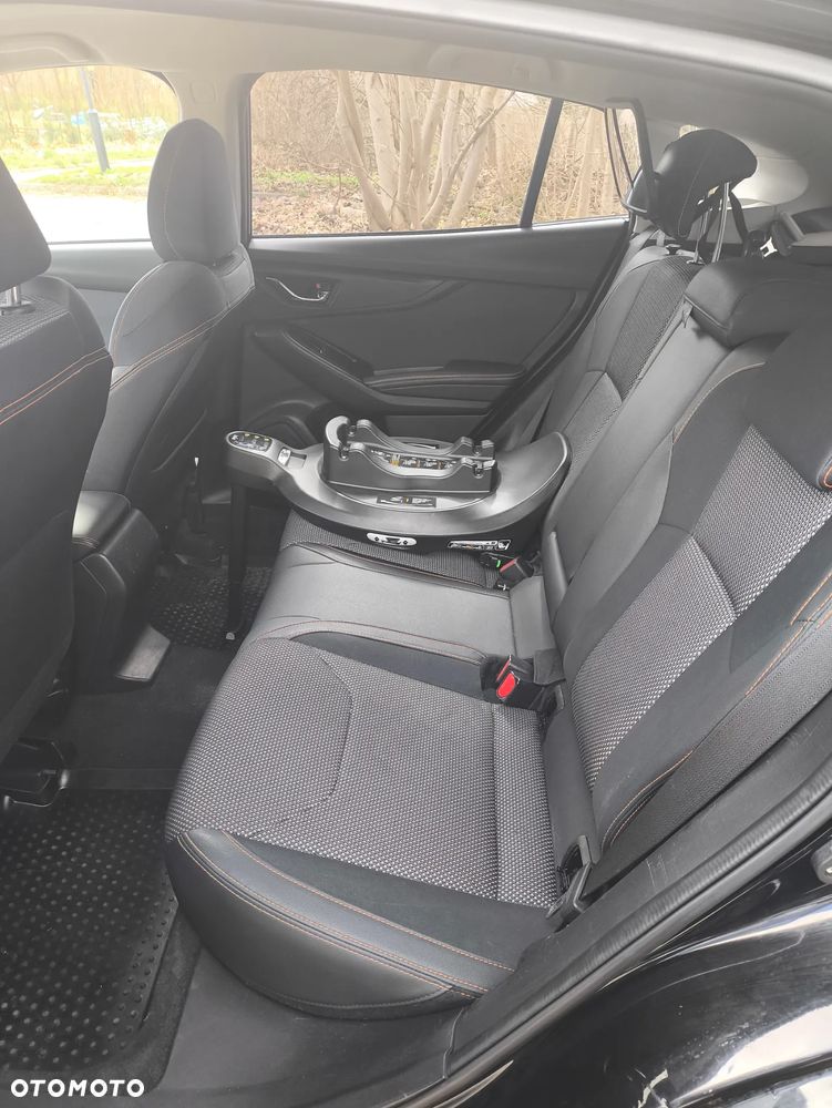 Subaru XV 2.0i Exclusive (EyeSight) Lineartronic - 32