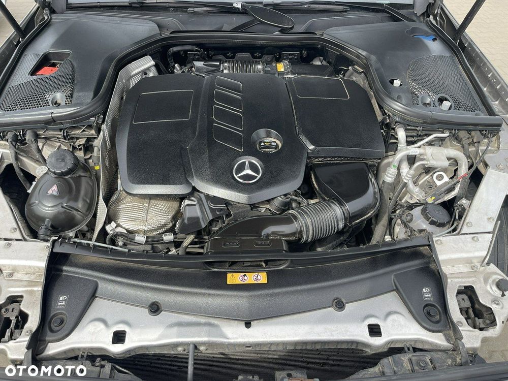 Mercedes-Benz Klasa E - 13