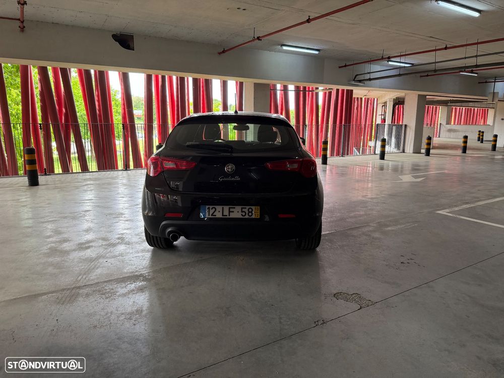 Alfa Romeo Giulietta 1.6 JTDM Veloce - 7
