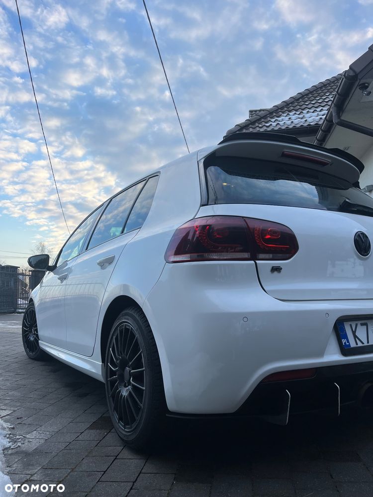 Volkswagen Golf 2.0 R DSG - 25