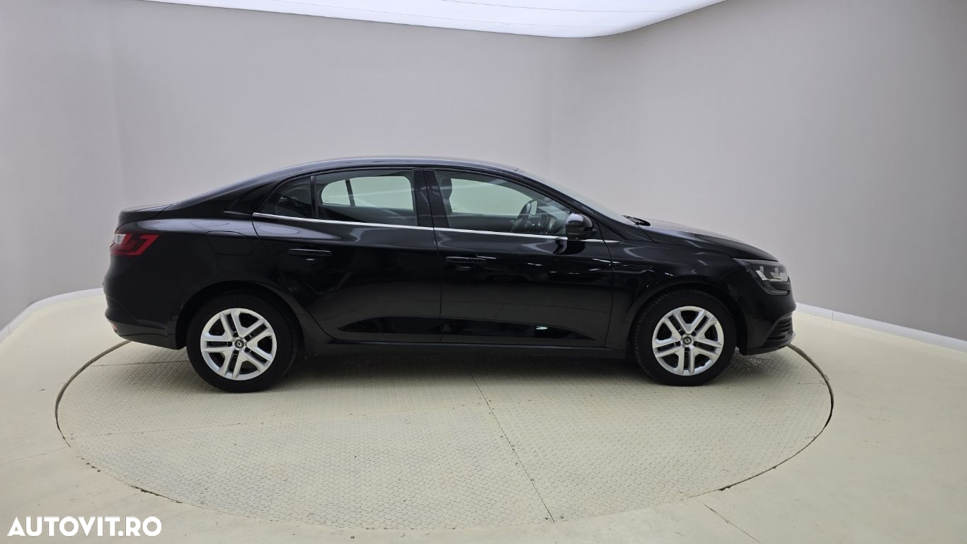 Renault Megane - 5