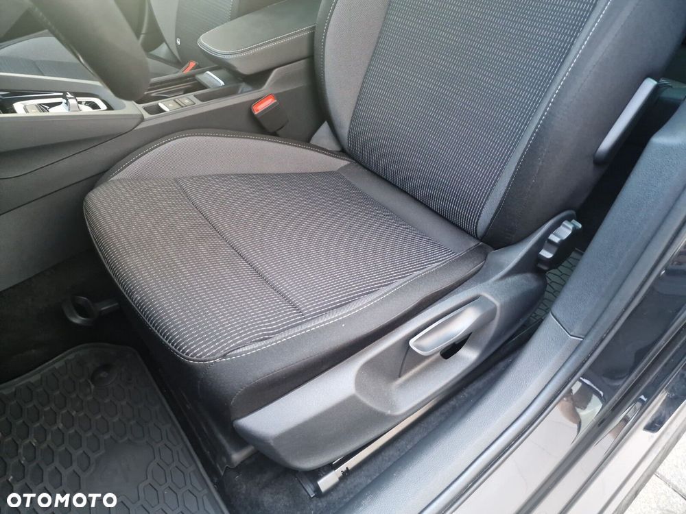 Skoda Octavia 1.5 TSI mHEV Selection DSG - 14