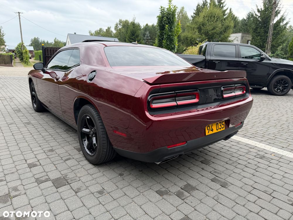 Dodge Challenger 5.7 R/T - 3
