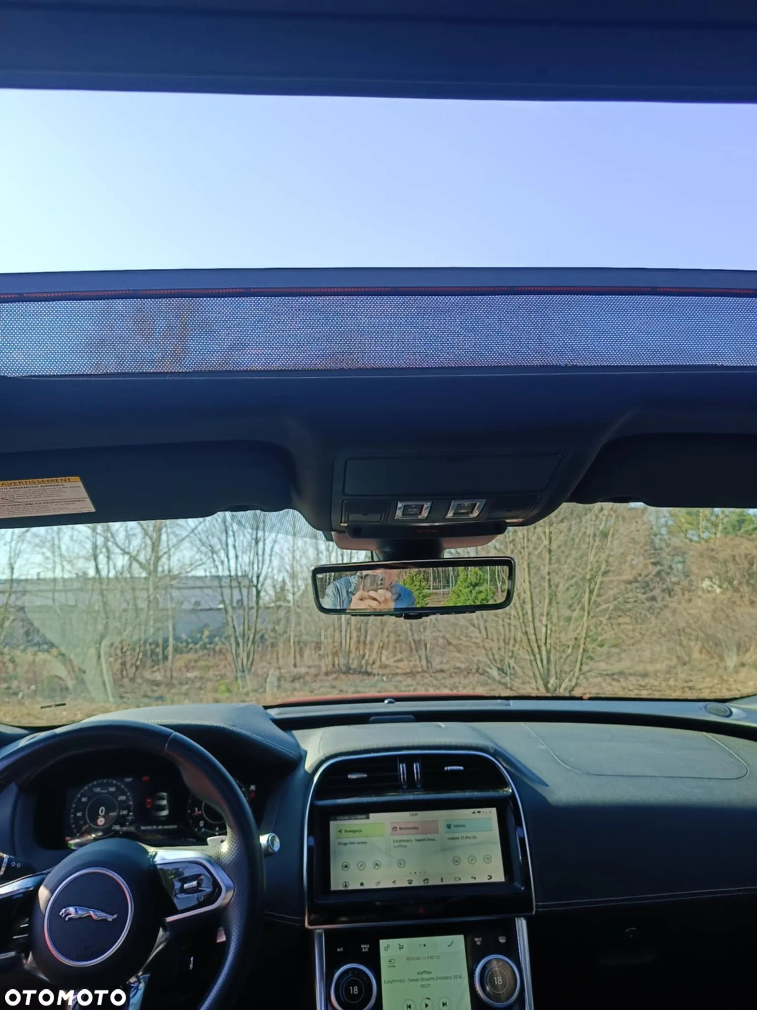 Jaguar XE 2.0 P300 AWD R-Dynamic S - 9