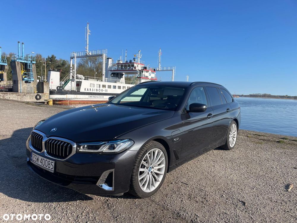 BMW Seria 5 530e Luxury Line sport - 15