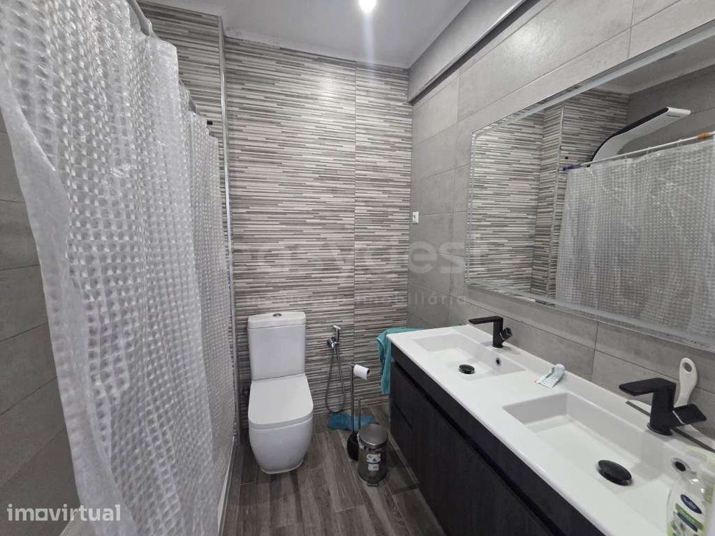Apartamento no centro do Barreiro para renovar - Grande imagem: 2/4