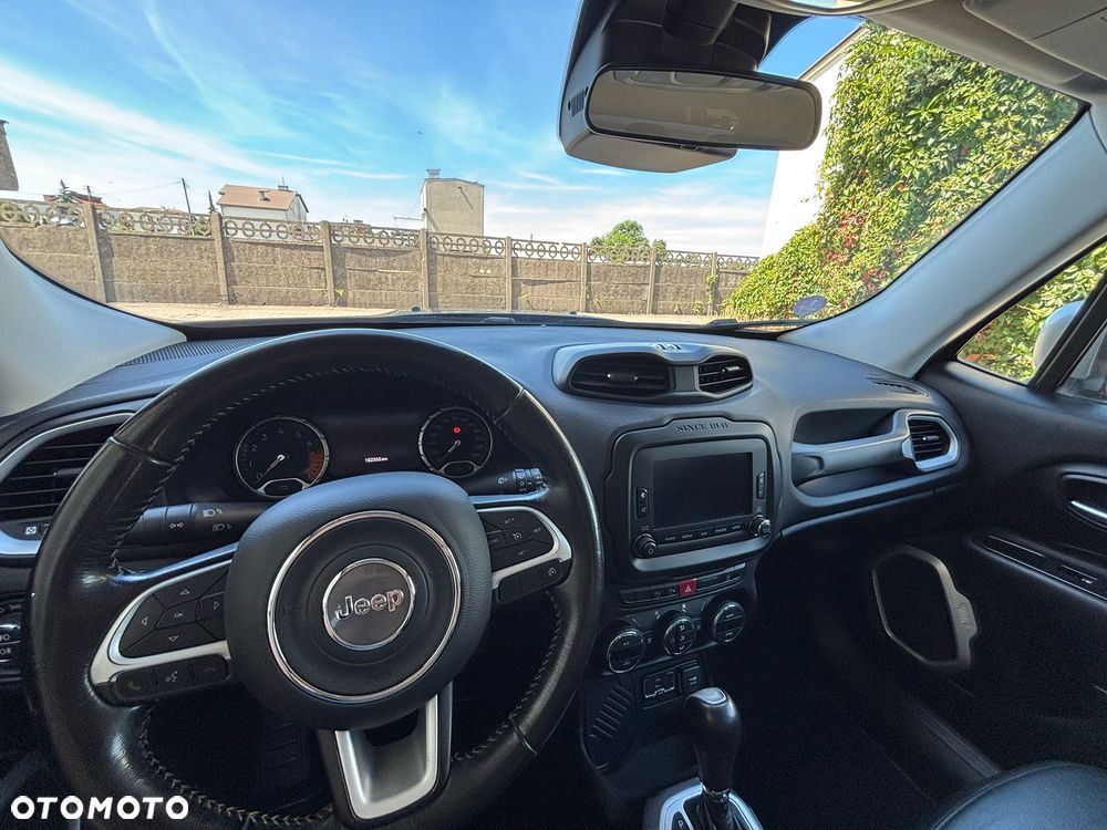 Jeep Renegade - 30